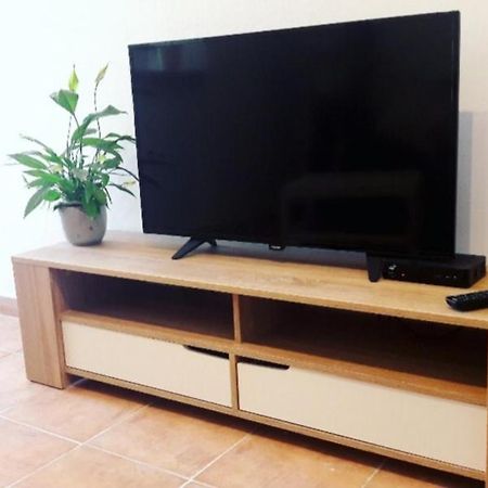 Apartment Nena Near The City Center With Free Parking 普拉 外观 照片